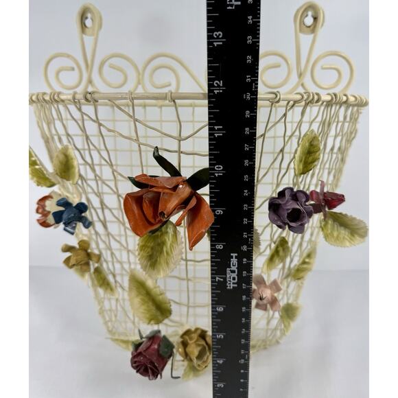 Vintage Enamel Painted Metal Wall Basket Floral Wire 12x12 Cottage Garden Decor - Picture 9 of 11